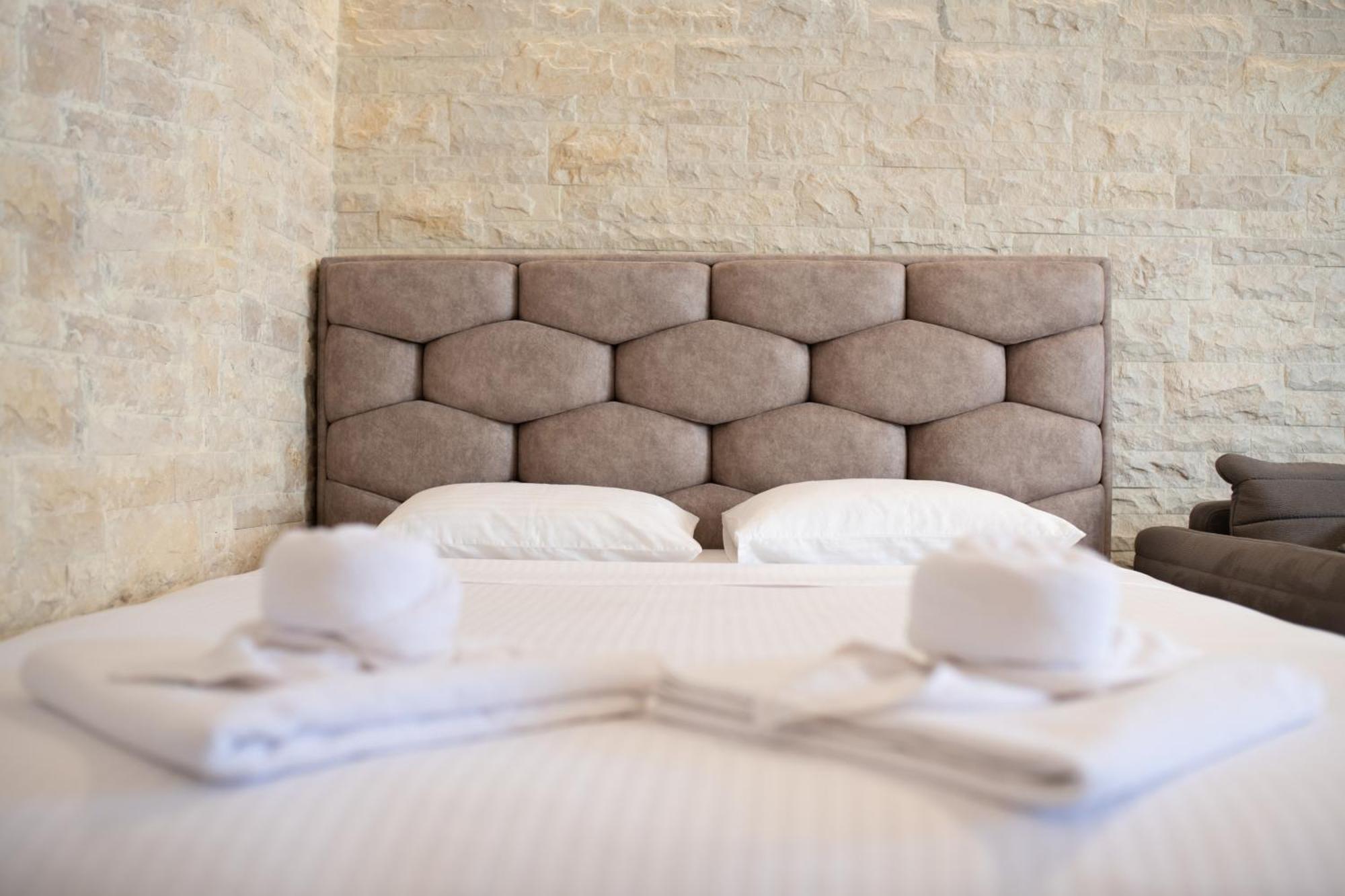 Christian Studio Apartments Umag Exterior photo